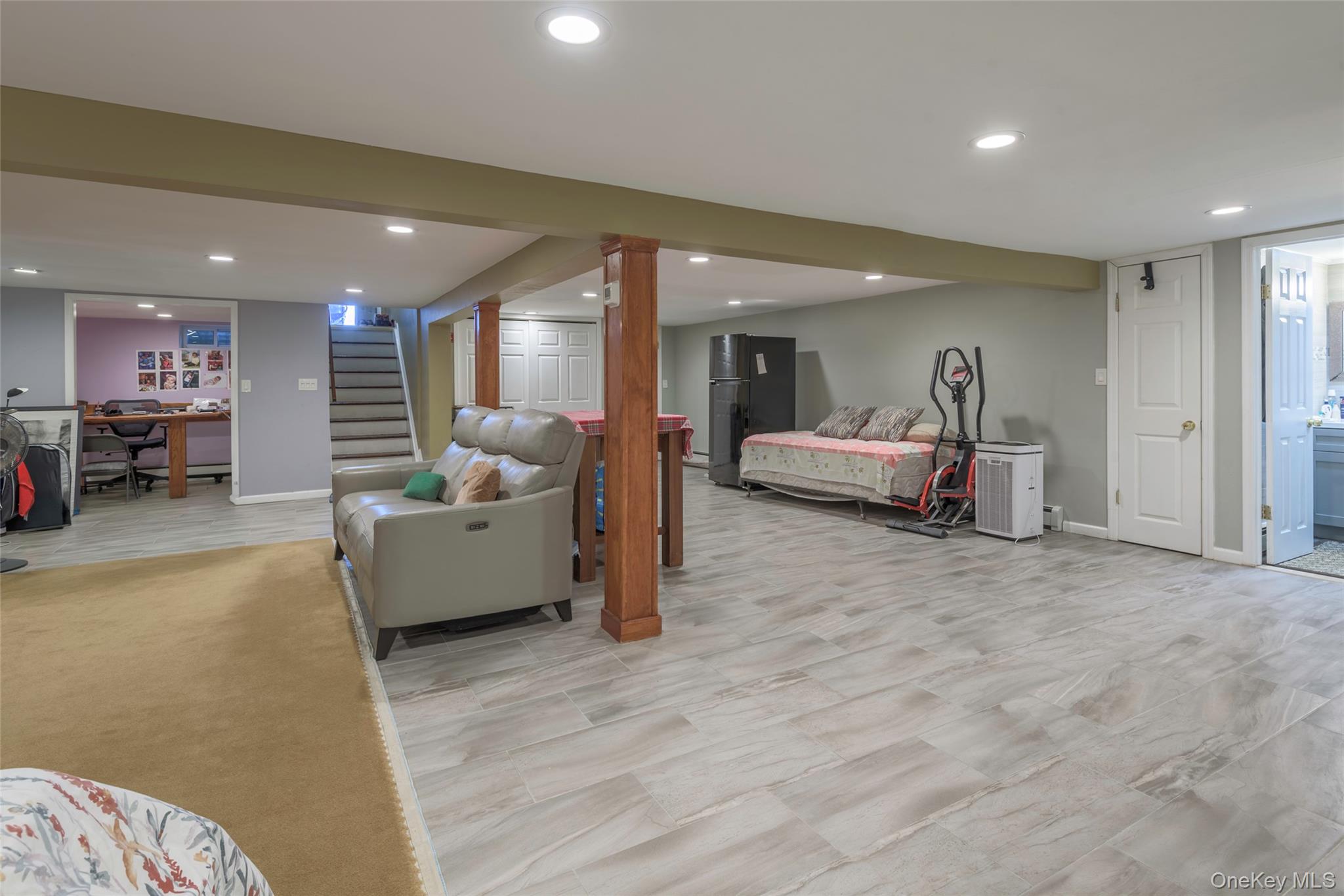 34 Pine Street, Hicksville, NY 11801