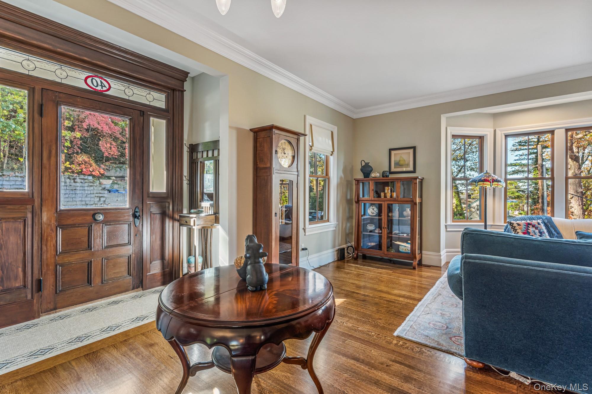 40 Park Way, Sea Cliff, NY 11579