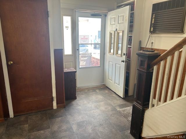 389 Hamilton Avenue, Hewlett, NY 11557