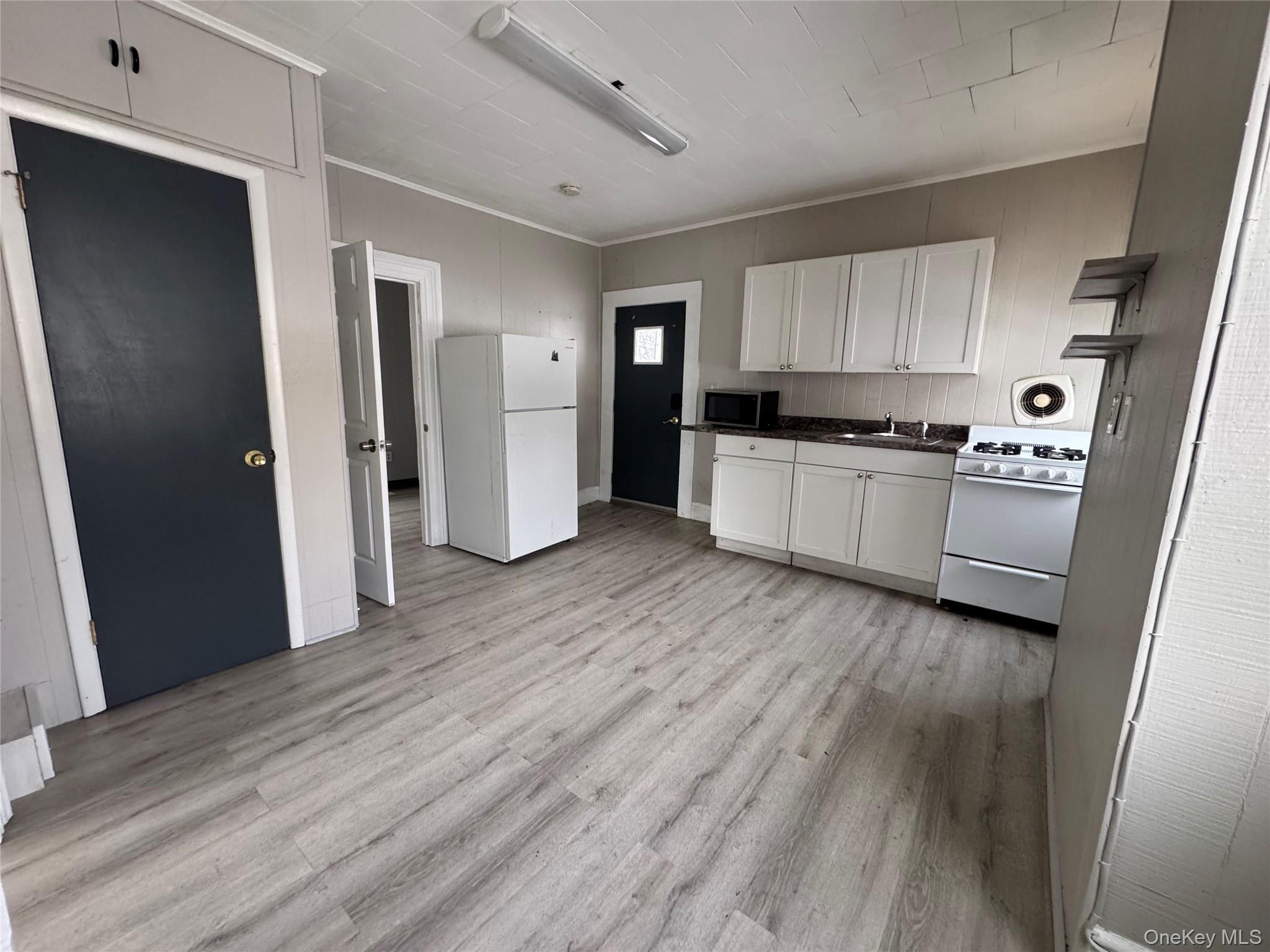 34 Hoffman Street # 2, Poughkeepsie, NY 12601