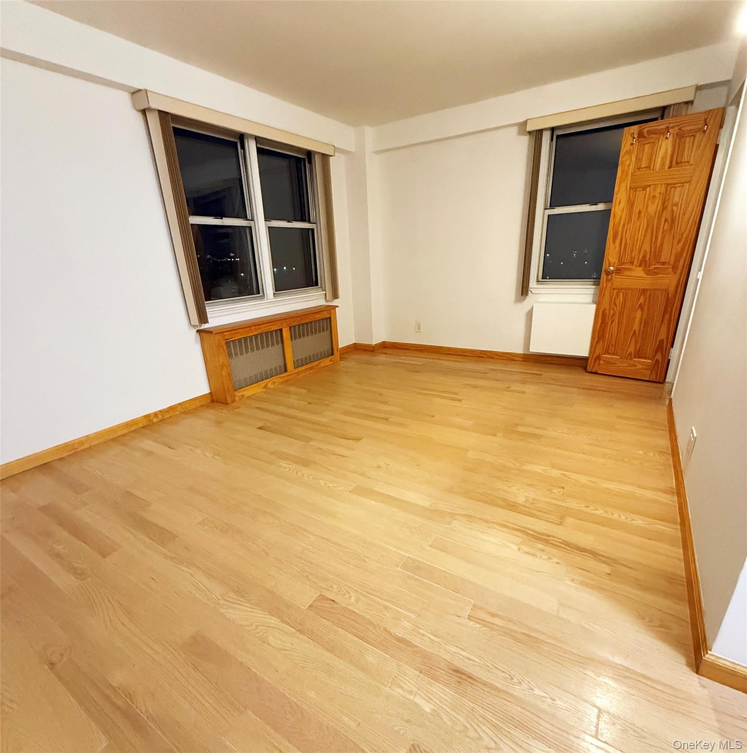 4310 Kissena Boulevard # 16D, Flushing, NY 11355