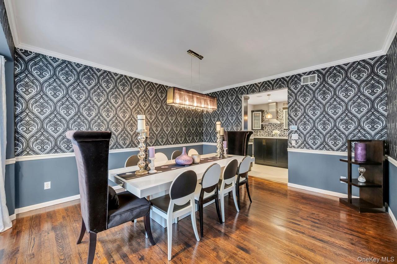 9 Homecoming Place, East Setauket, NY 11733