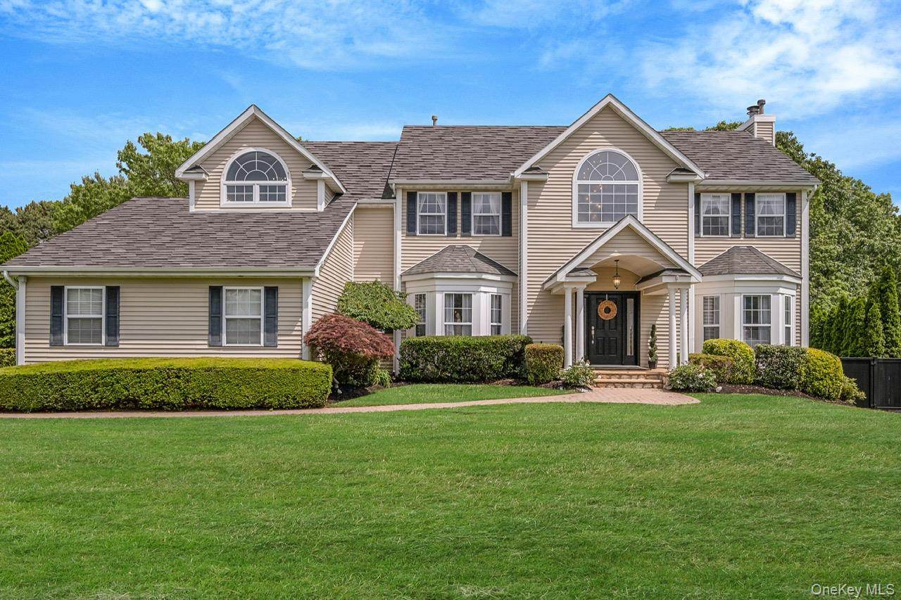 9 Homecoming Place, East Setauket, NY 11733