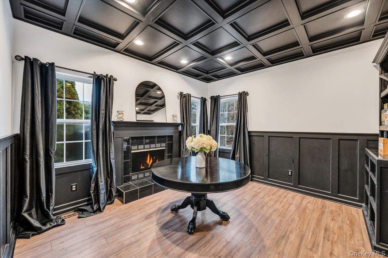 9 Homecoming Place, East Setauket, NY 11733