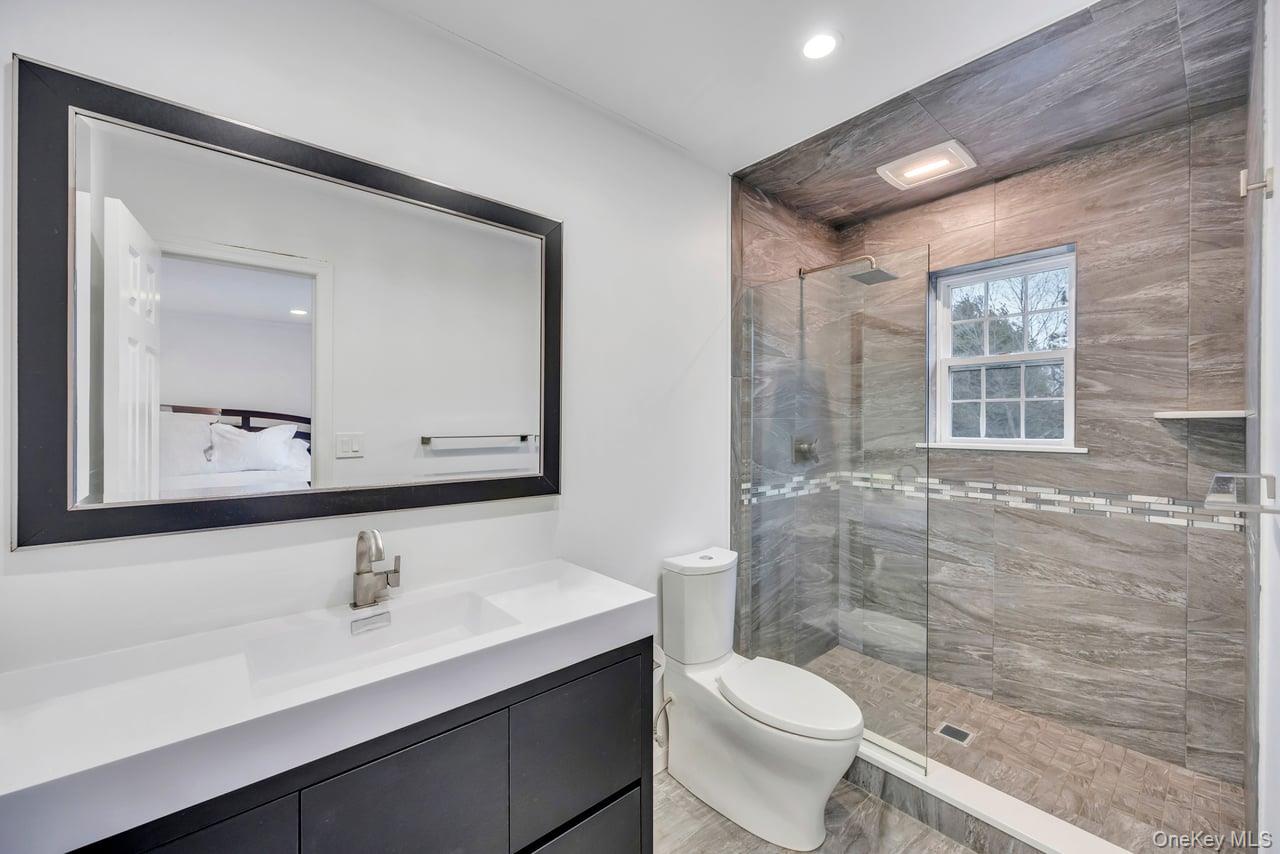 9 Homecoming Place, East Setauket, NY 11733