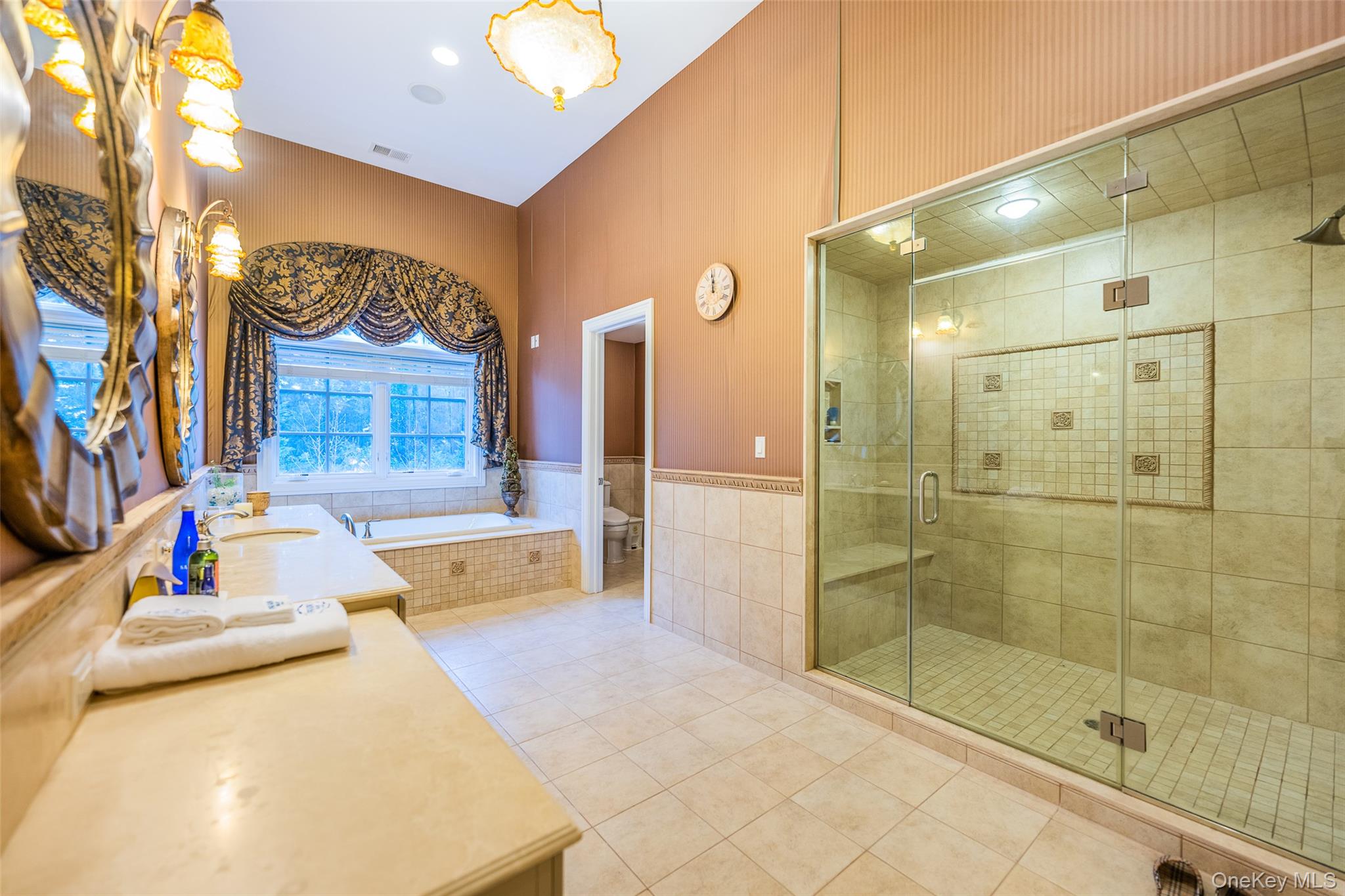 5 Westgate Road, Muttontown, NY 11791