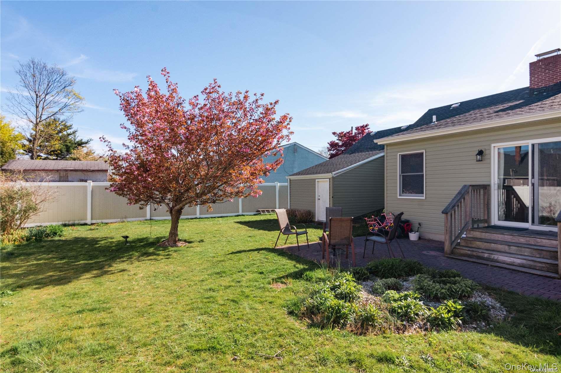 22 Carman Boulevard, Massapequa, NY 11758