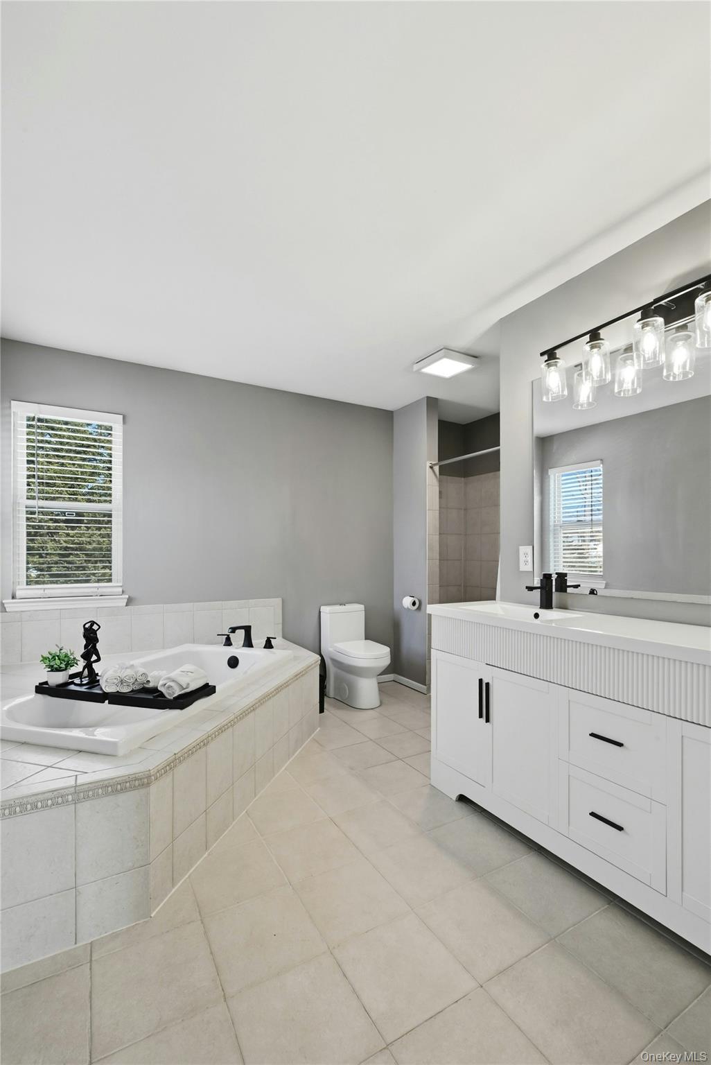 7 Harwood Way, Coram, NY 11727