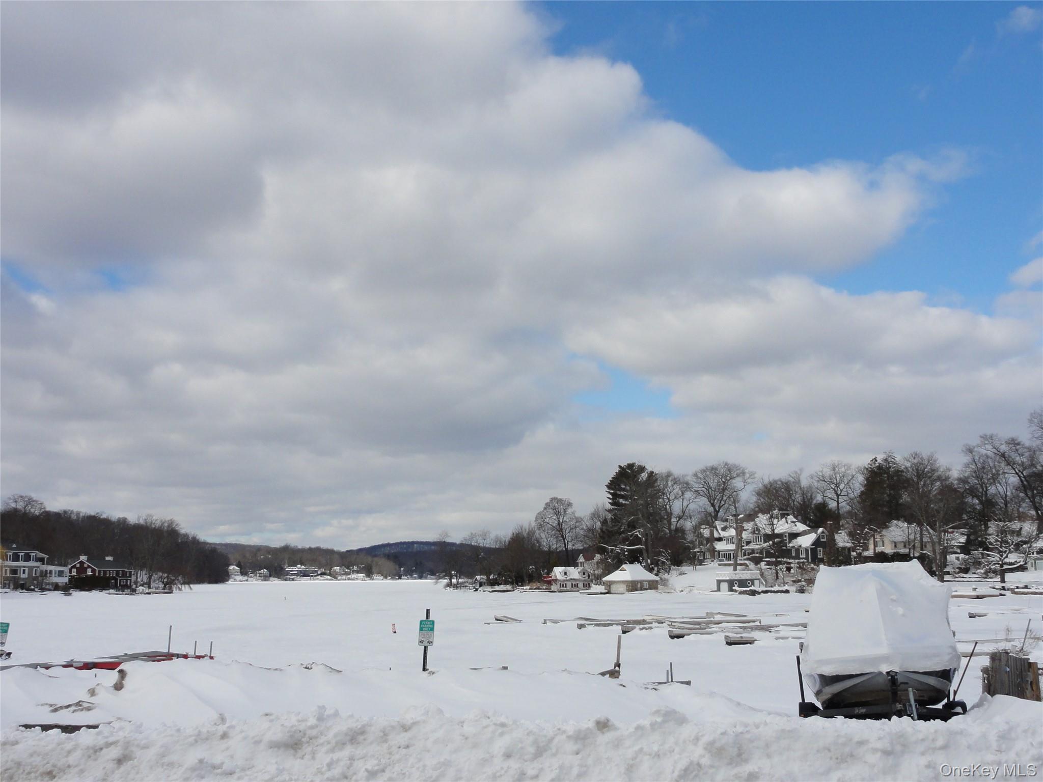 900 S Lake Boulevard # 8, Mahopac, NY 10541