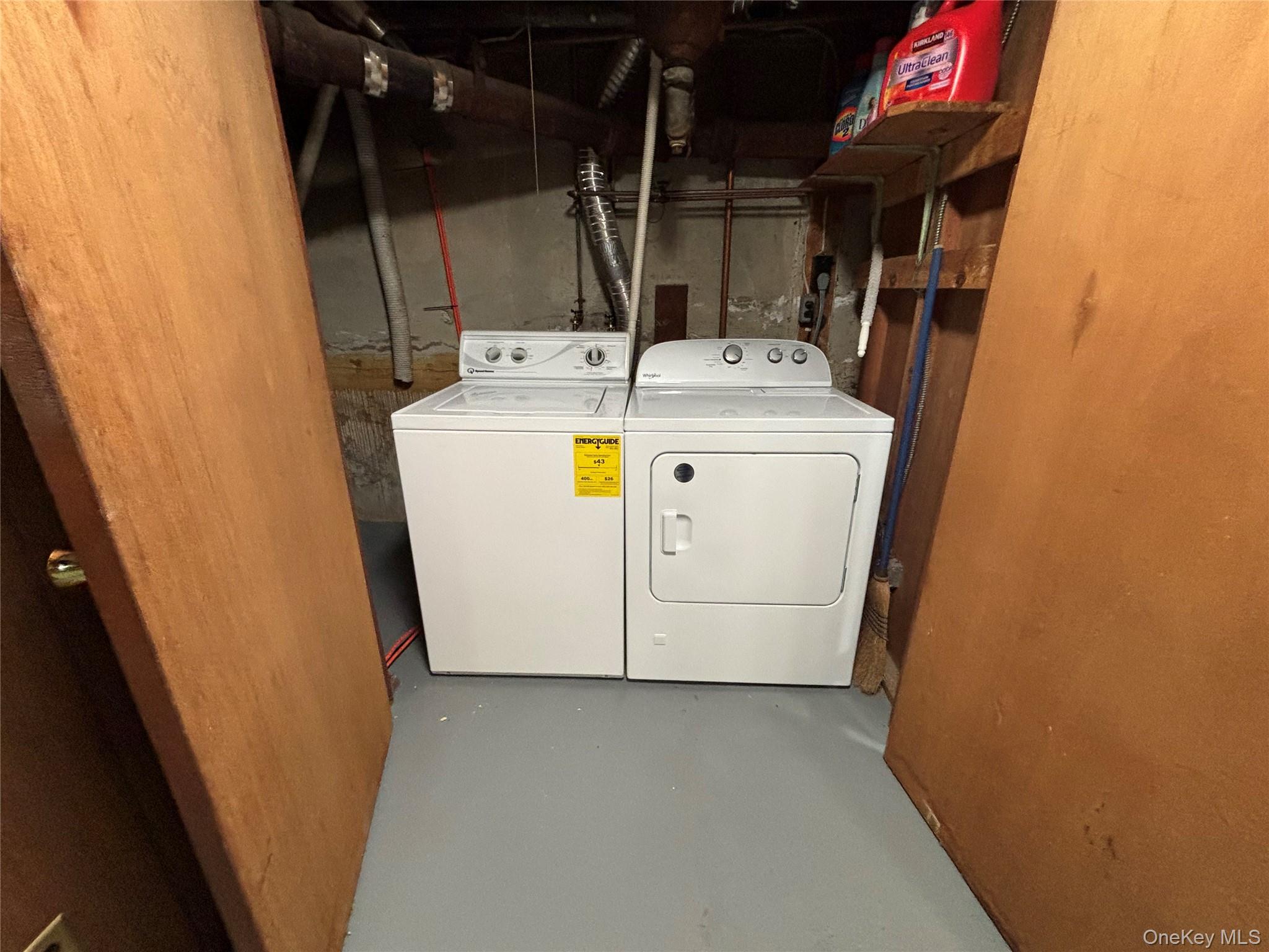 660 Hewlett Street, Franklin Square, NY 11010