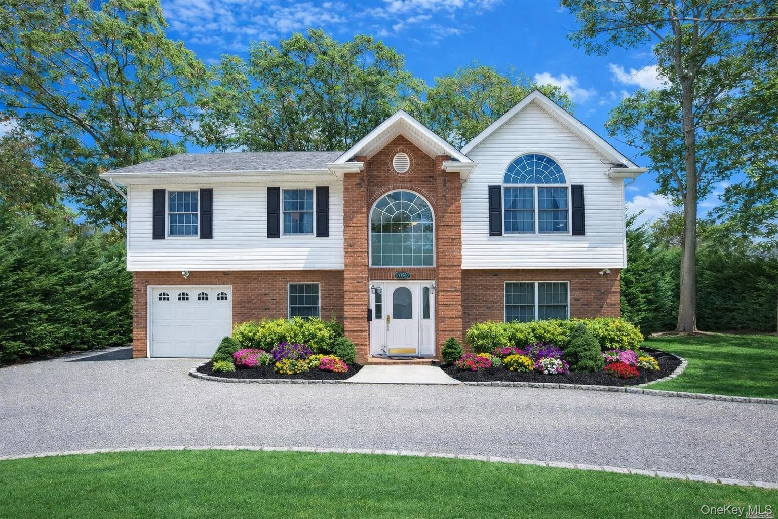 1295 Wilson Place, West Islip, NY 11795