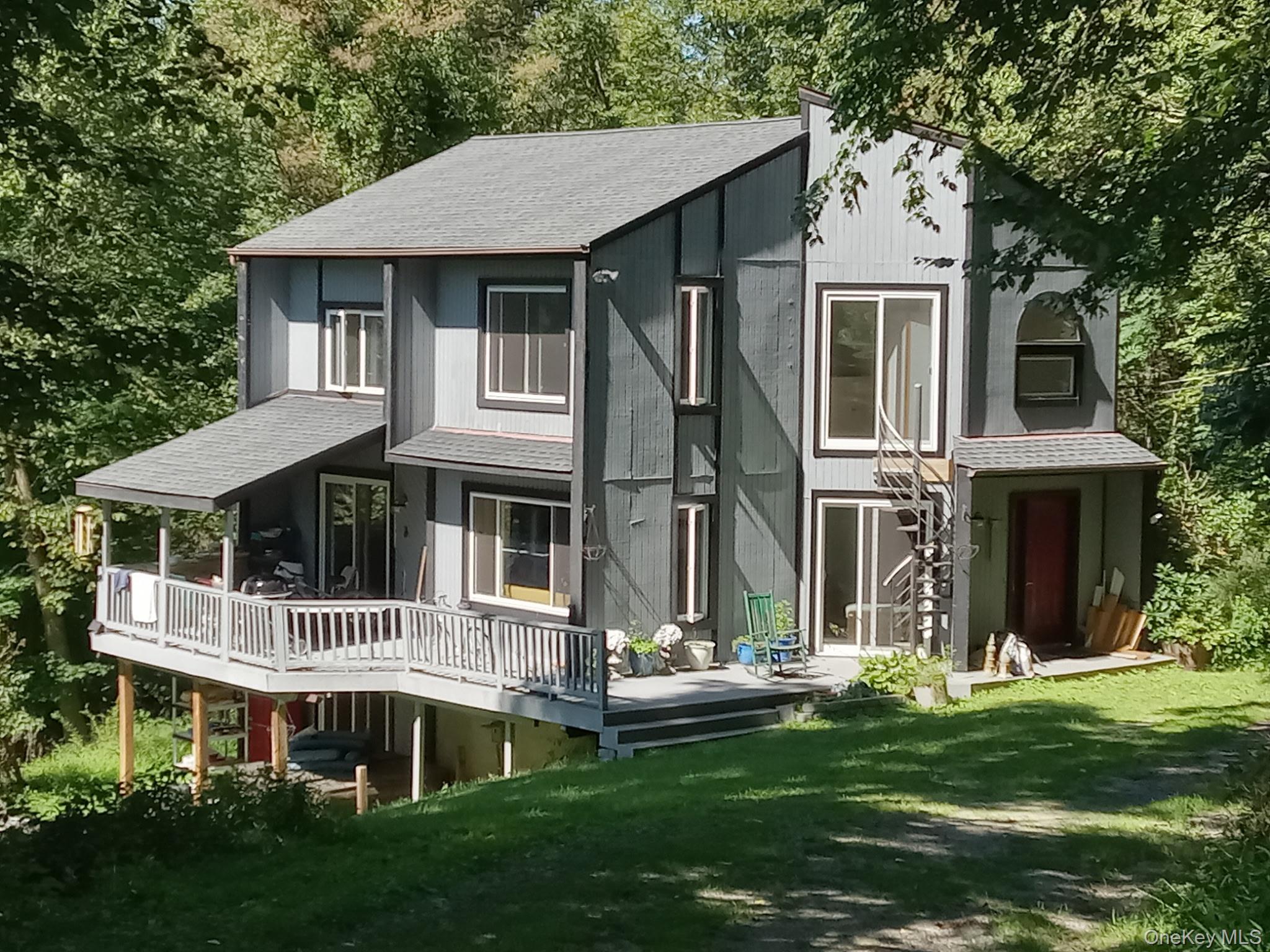 46 Patricia Lane, Clinton Corners, NY 12514