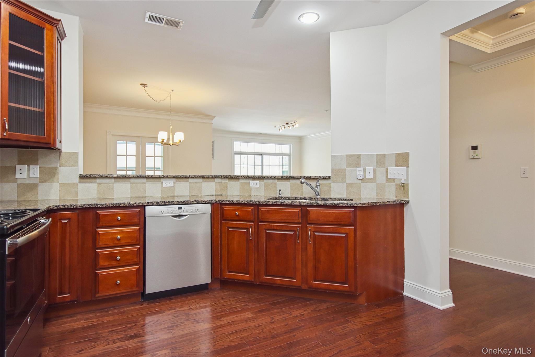 323 Regency Drive # 323, Fishkill, NY 12524