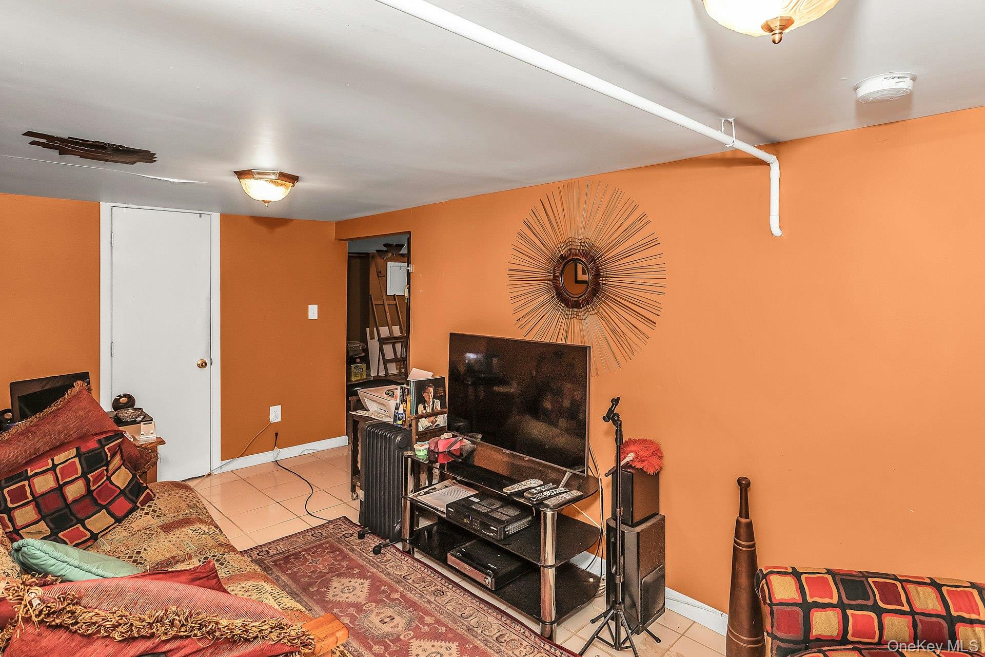 398 Babylon Turnpike, Freeport, NY 11520