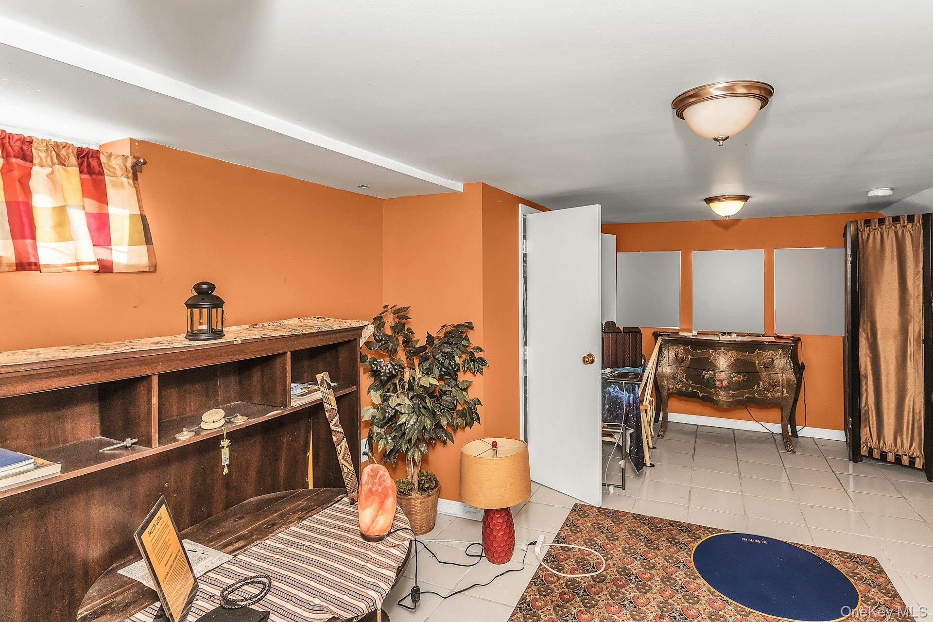 398 Babylon Turnpike, Freeport, NY 11520