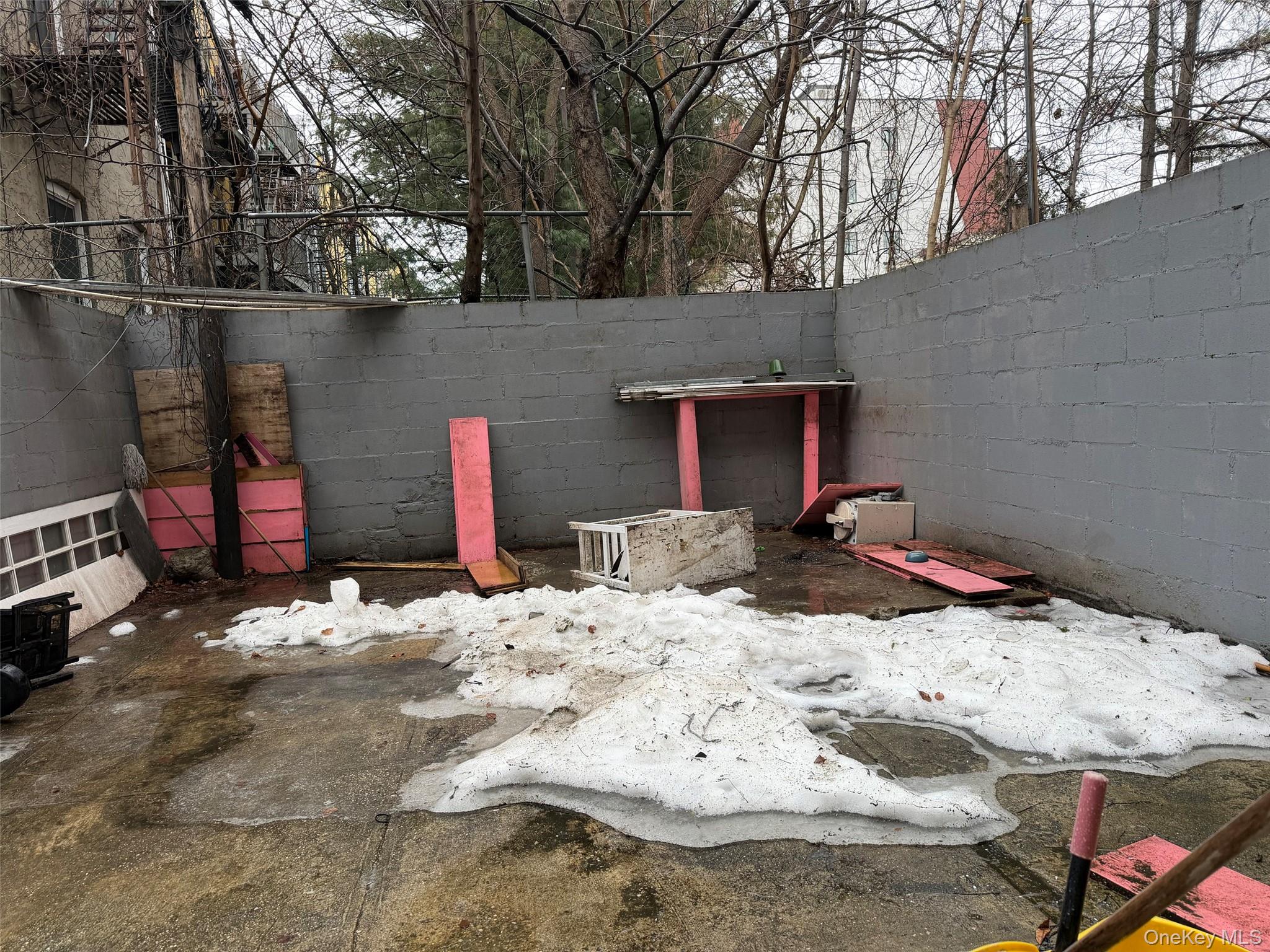 551 Knickerbocker Avenue, Brooklyn, NY 11221