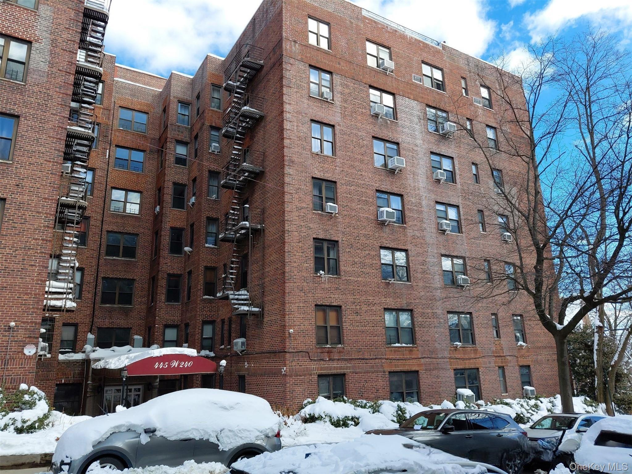 445 W 240th Street # 2G, Bronx, NY 10463