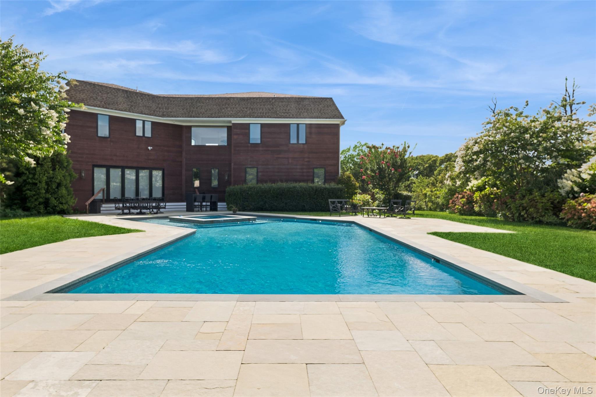 89 Old Canoe Place Road, Hampton Bays, NY 11946