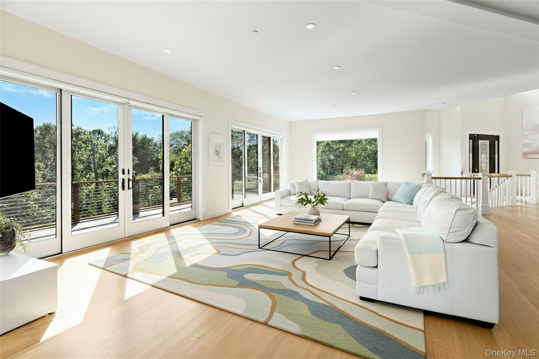 89 Old Canoe Place Road, Hampton Bays, NY 11946