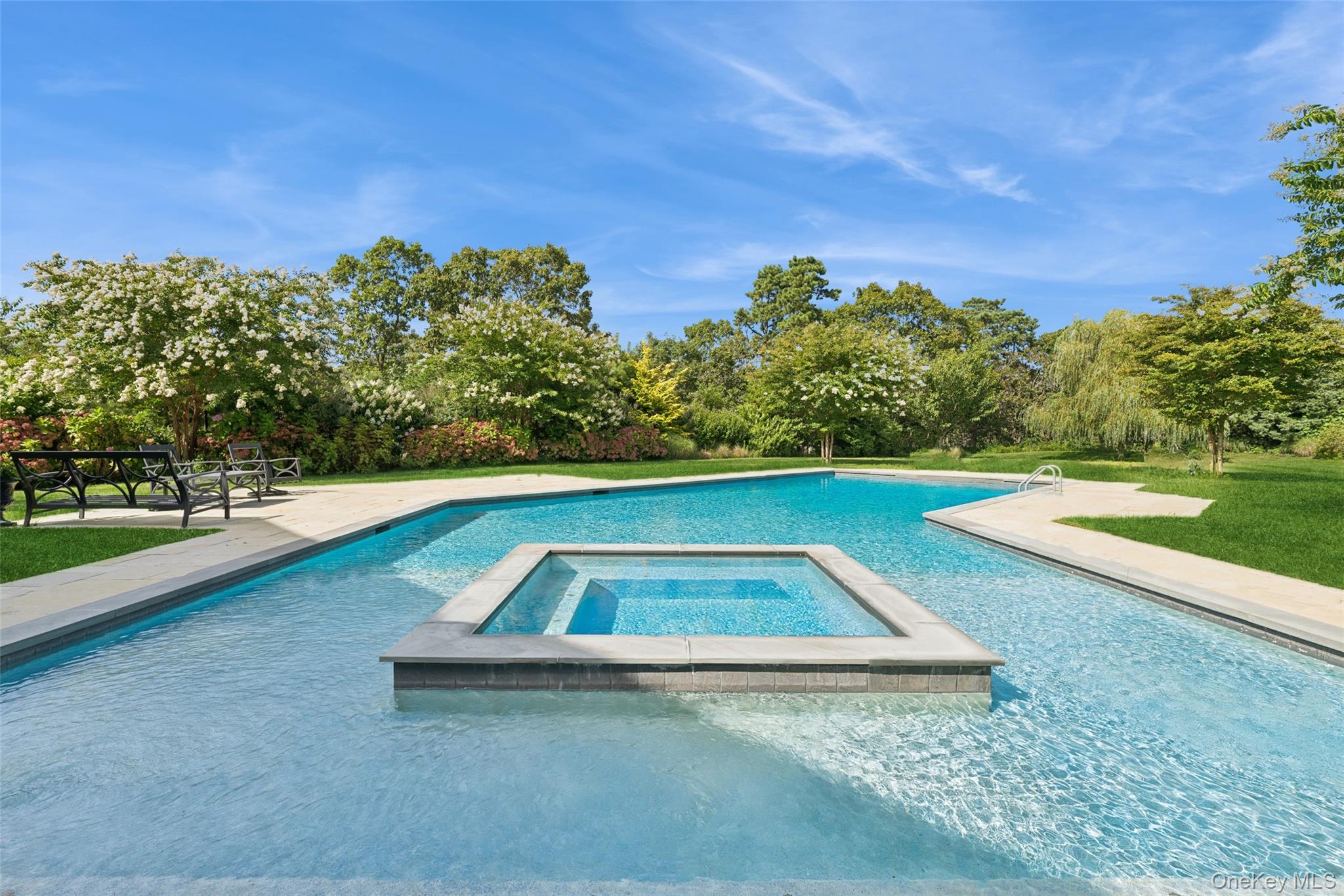 89 Old Canoe Place Road, Hampton Bays, NY 11946