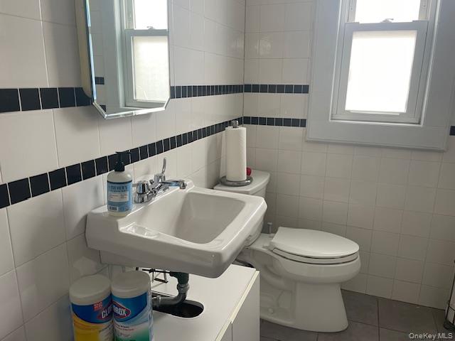 15 Ives Road, Hewlett, NY 11557