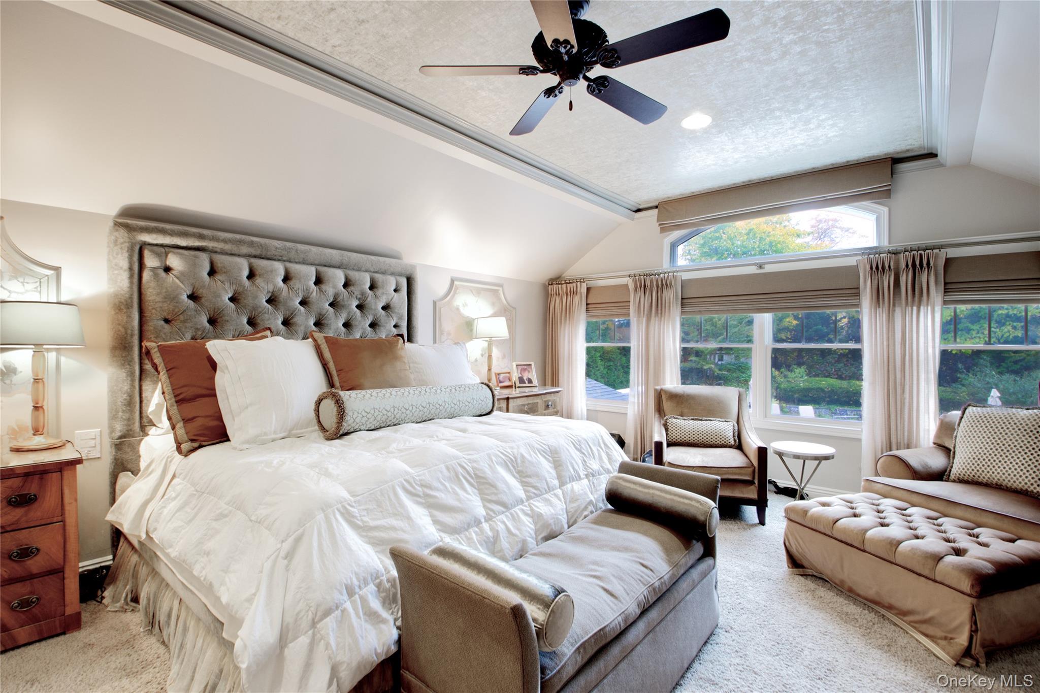 110 Birch Drive, East Hills, NY 11576