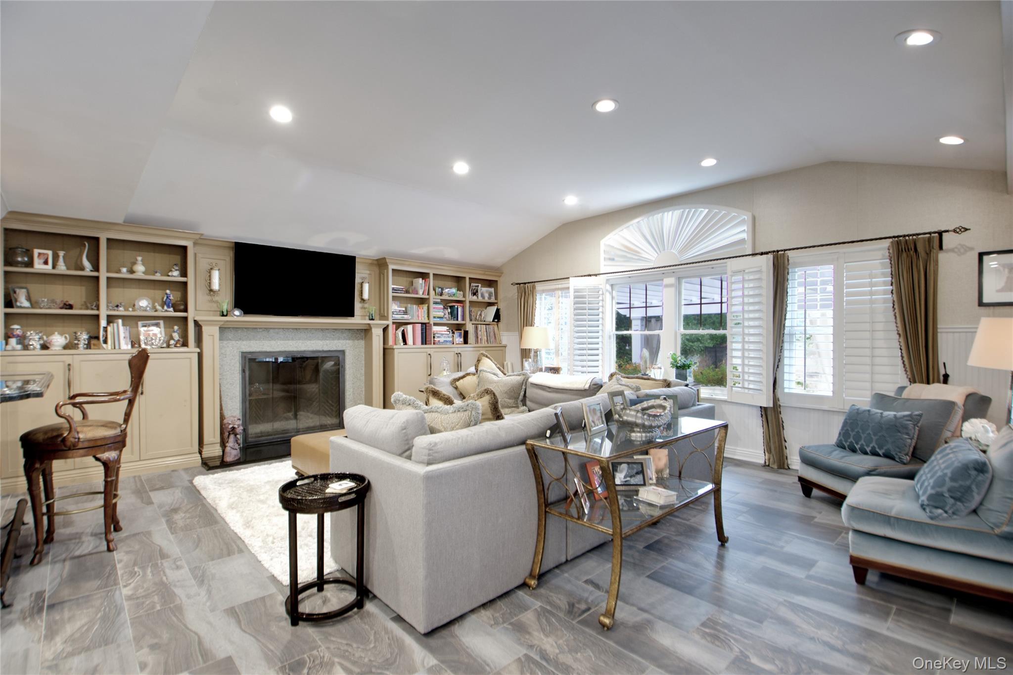 110 Birch Drive, East Hills, NY 11576