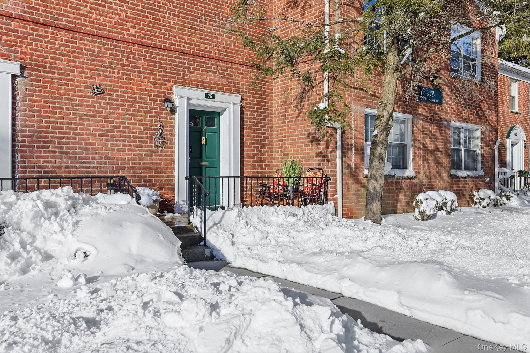 1 Fieldstone Drive # 76, Hartsdale, NY 10530