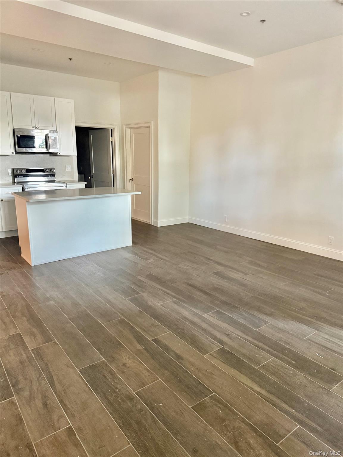 108 hempstead Turnpike, West Hempstead, NY 11550