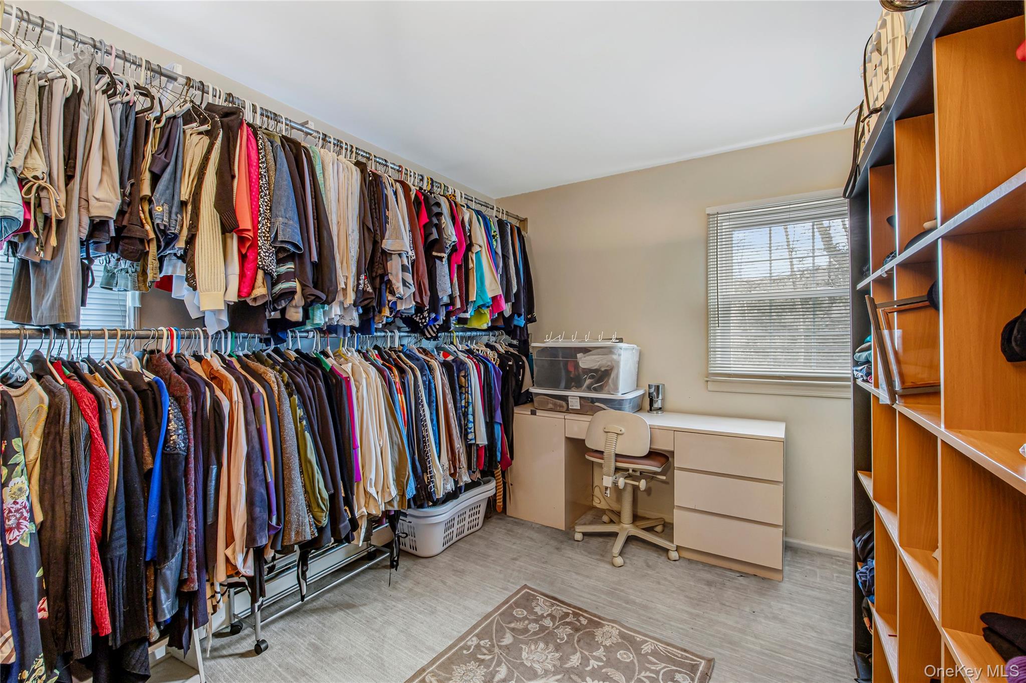 35 High Hills Lane, Huntington Station, NY 11746