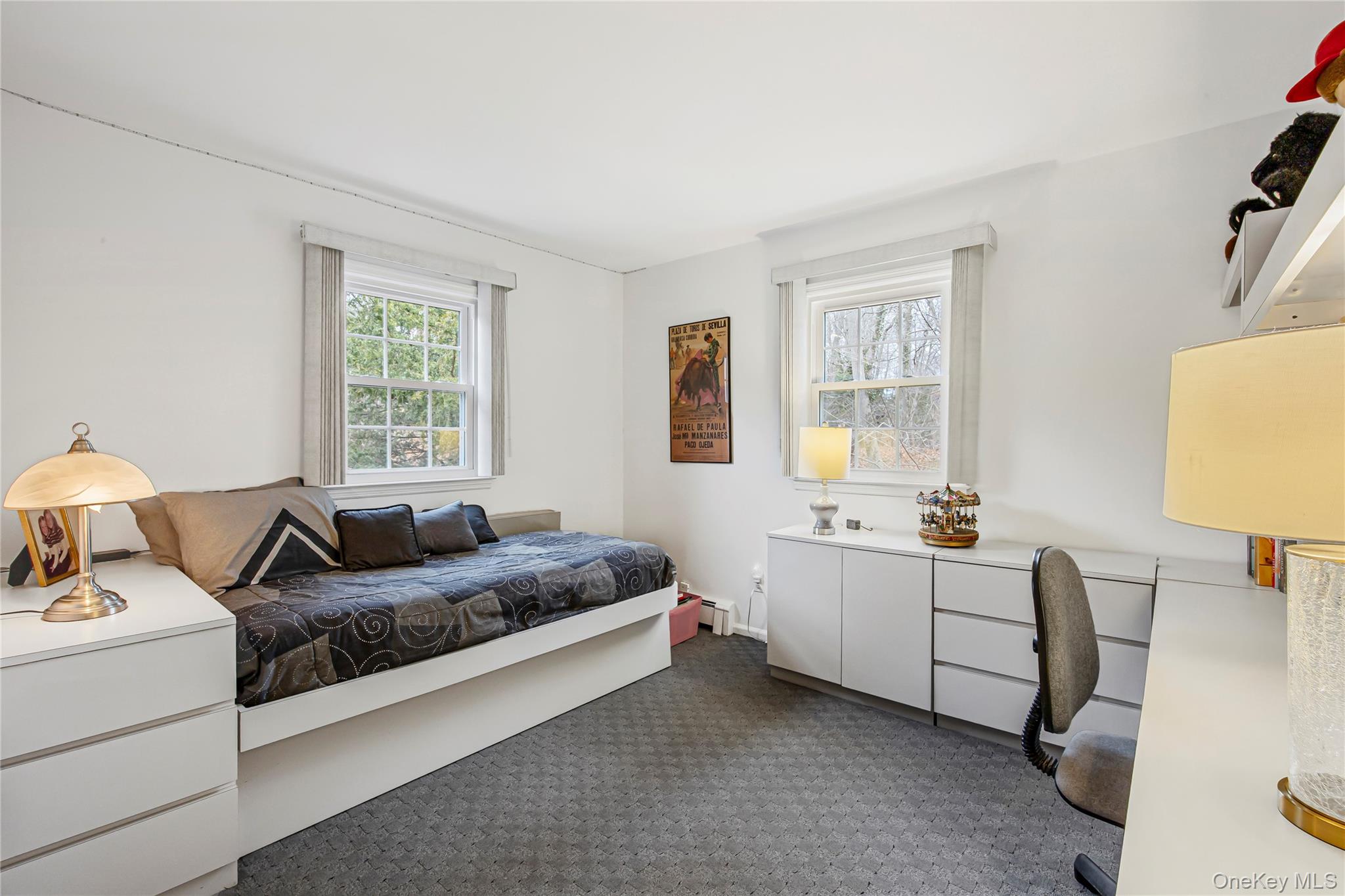 35 High Hills Lane, Huntington Station, NY 11746