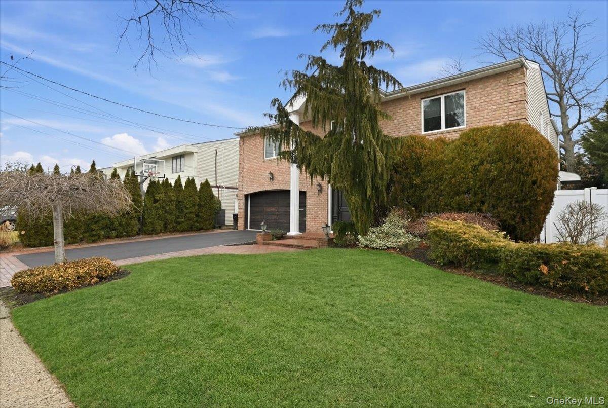 3311 Hewlett Avenue, Merrick, NY 11566