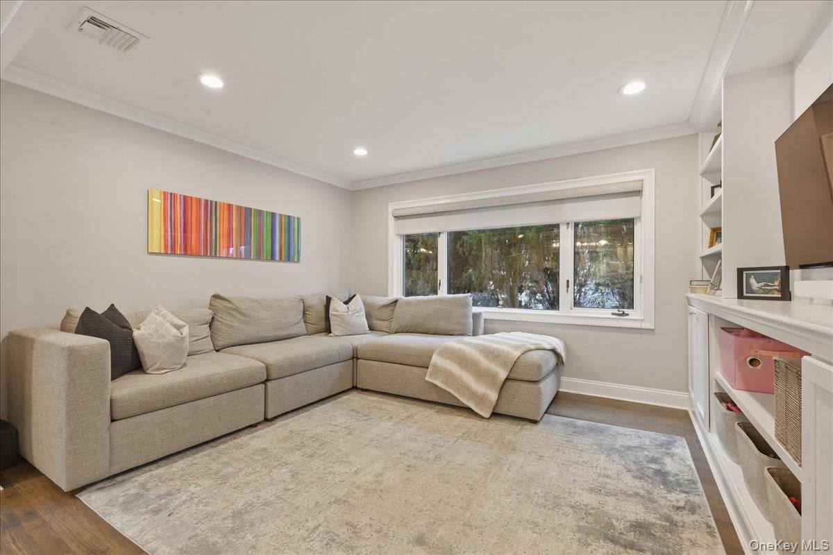 3311 Hewlett Avenue, Merrick, NY 11566