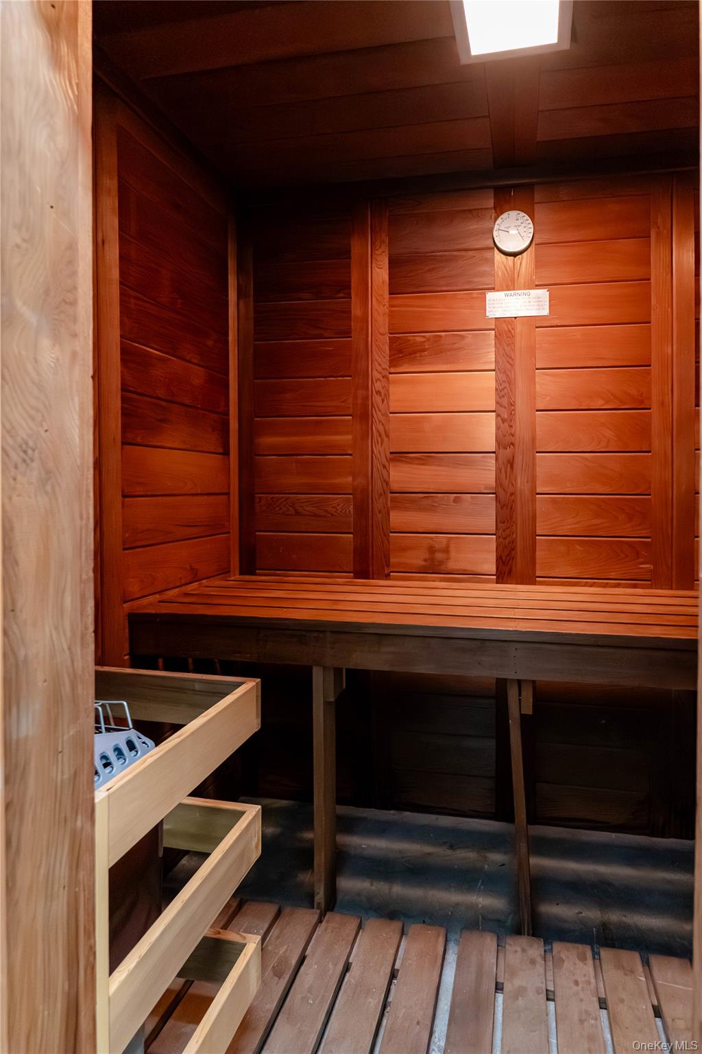 188 E 70th Street # 8B, New York (Manhattan), NY 10021