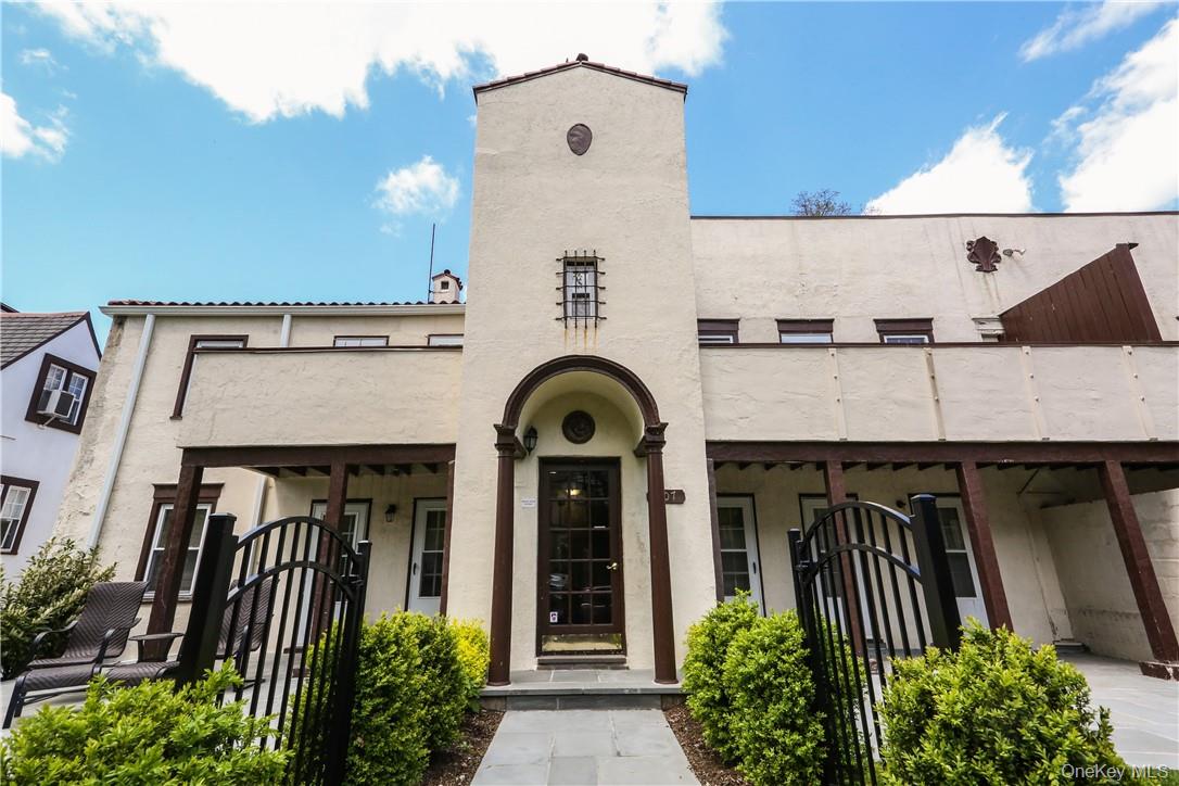 107 Kensington Road # 2, Bronxville, NY 10708