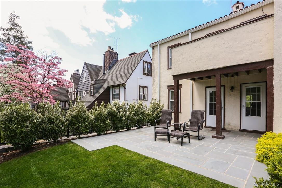 107 Kensington Road # 2, Bronxville, NY 10708