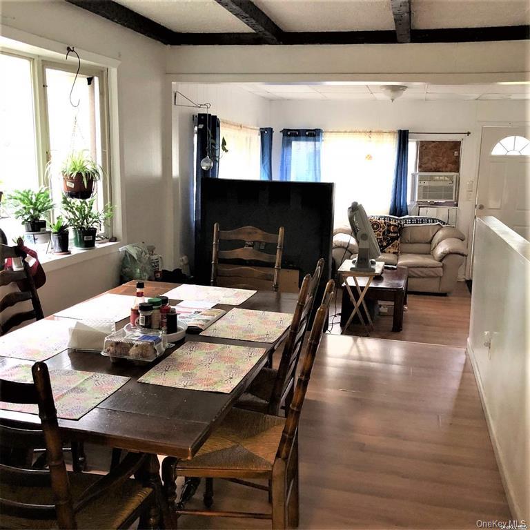 111 WYONA Wyona Avenue, Selden, NY 11784