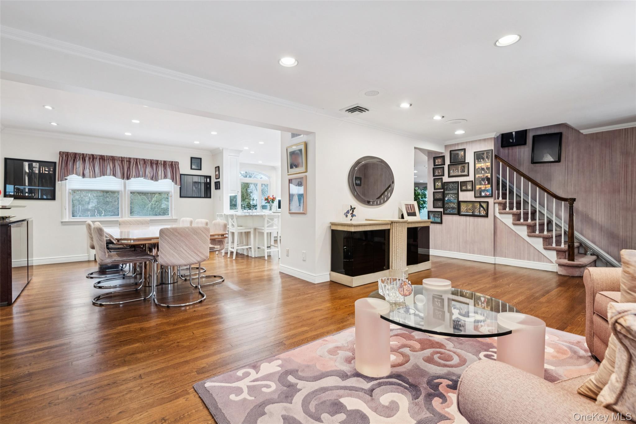 982 Clark Place, Woodmere, NY 11598