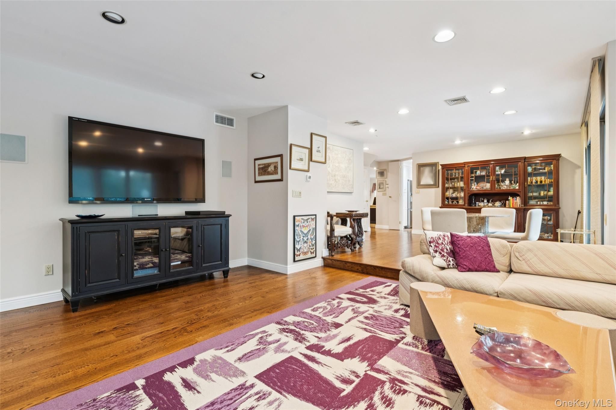 982 Clark Place, Woodmere, NY 11598