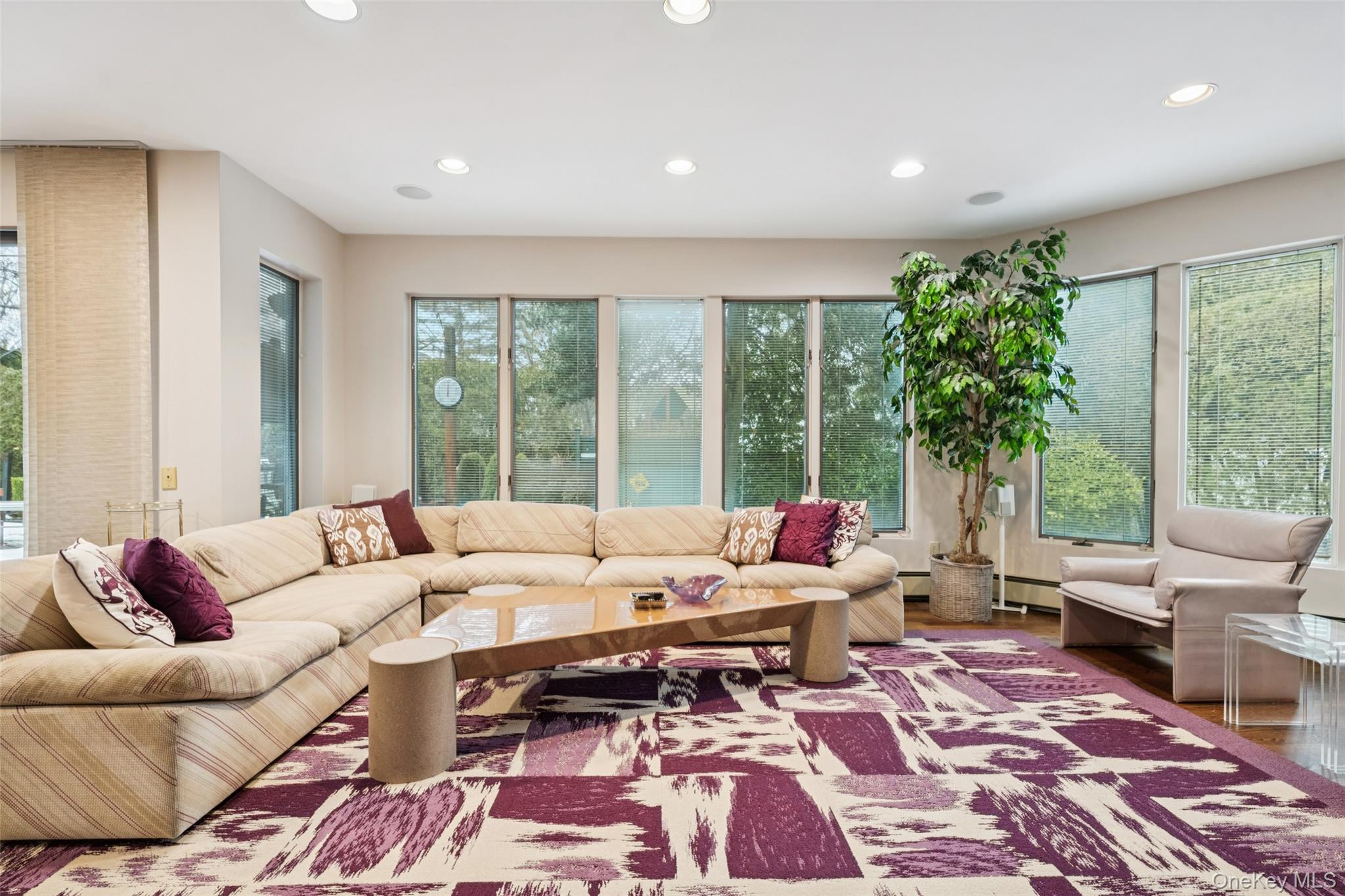 982 Clark Place, Woodmere, NY 11598