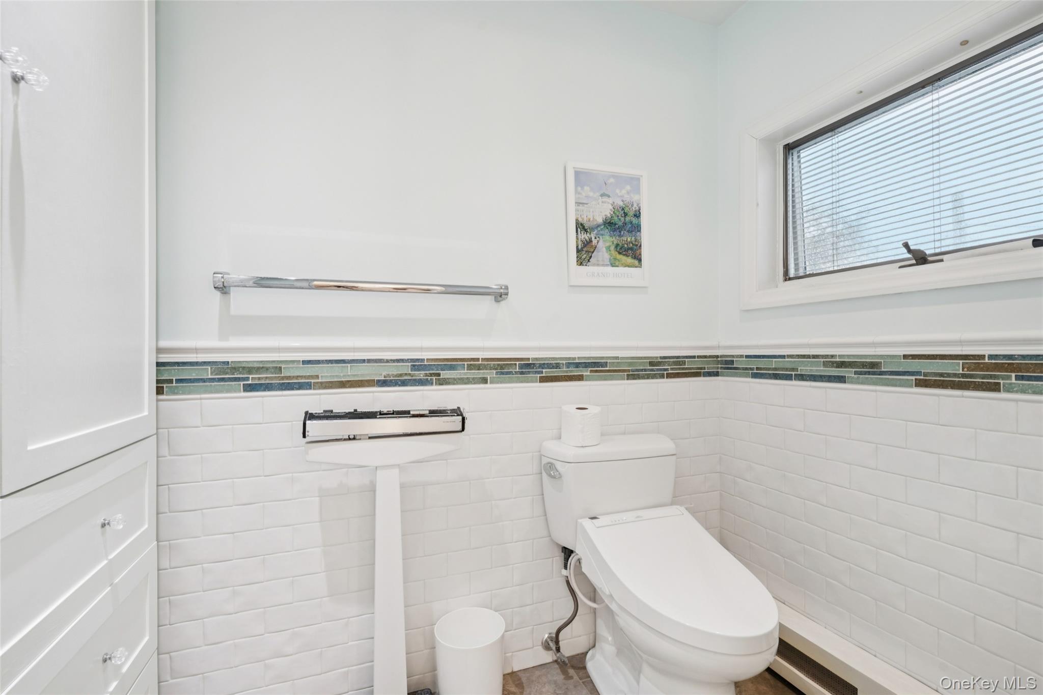 982 Clark Place, Woodmere, NY 11598