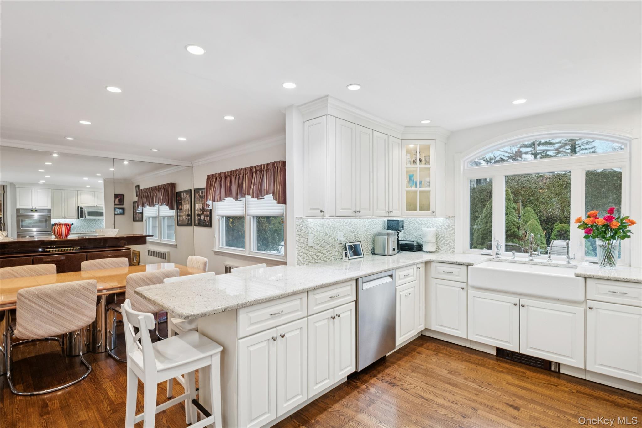 982 Clark Place, Woodmere, NY 11598