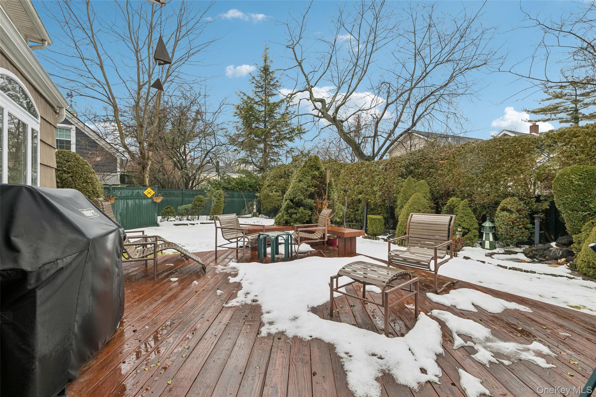 982 Clark Place, Woodmere, NY 11598