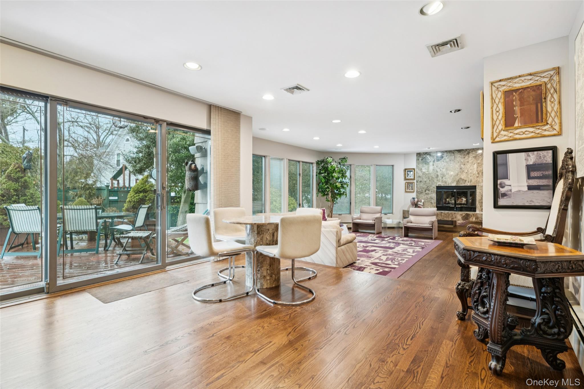 982 Clark Place, Woodmere, NY 11598