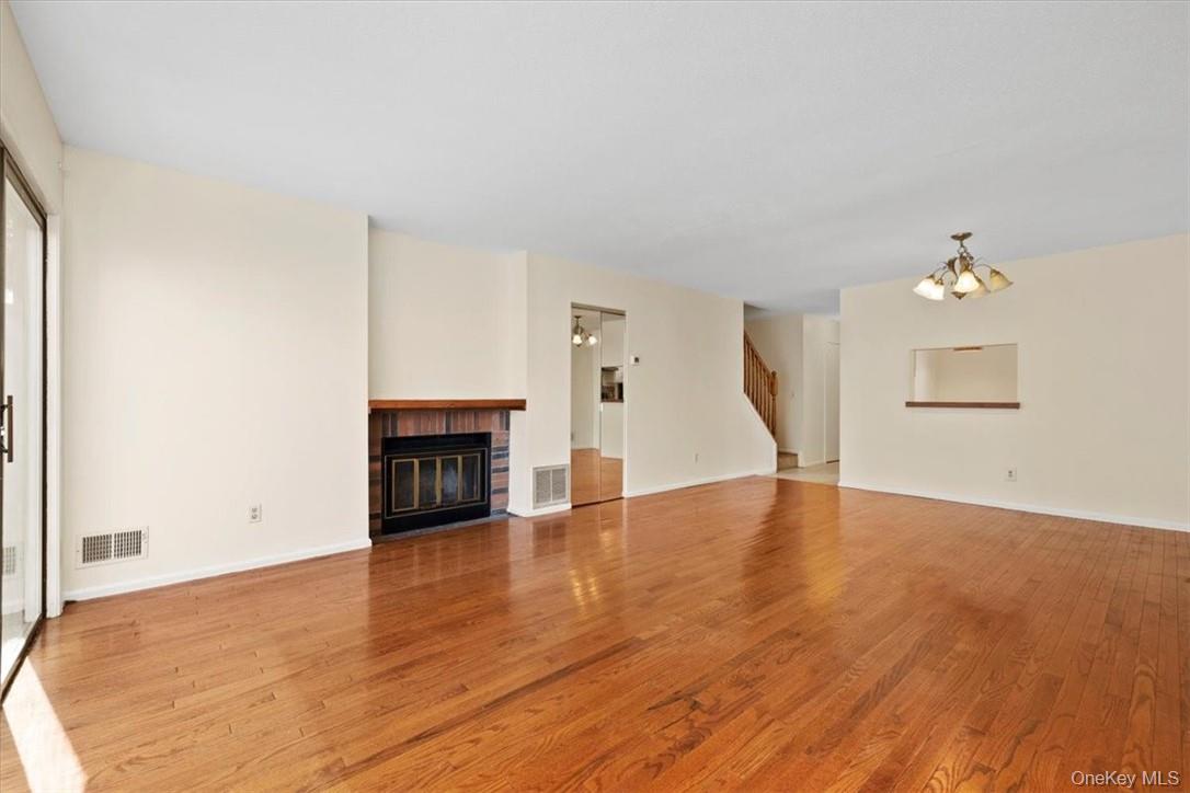 19 Moore Lane # 11B, Washingtonville, NY 10992