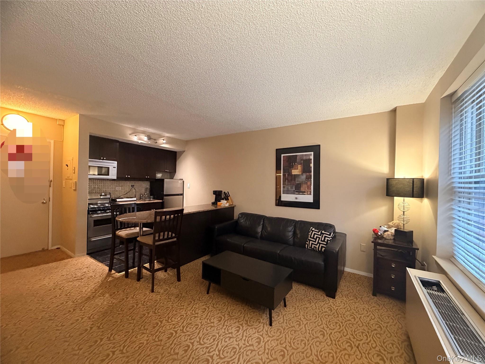 150 W 51st Street # 21-21, New York (Manhattan), NY 10019