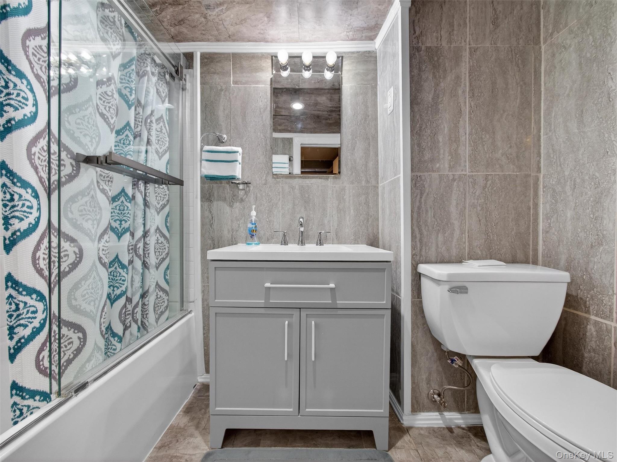 1 Edward Lane, Spring Valley, NY 10977