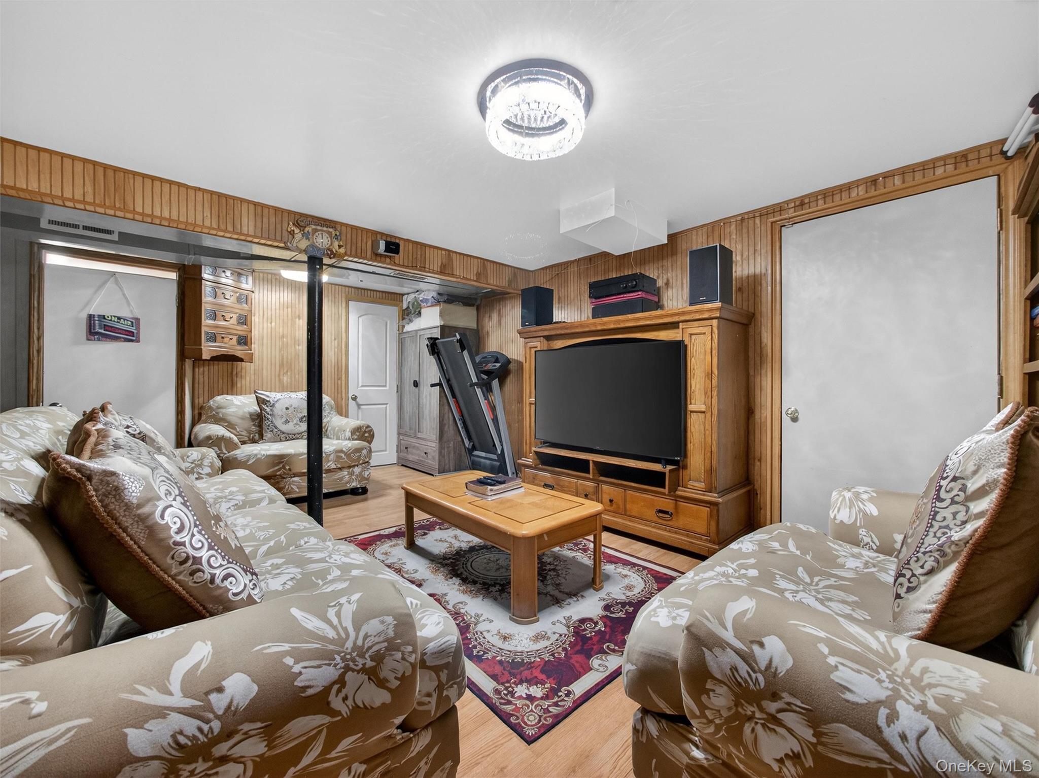 1 Edward Lane, Spring Valley, NY 10977