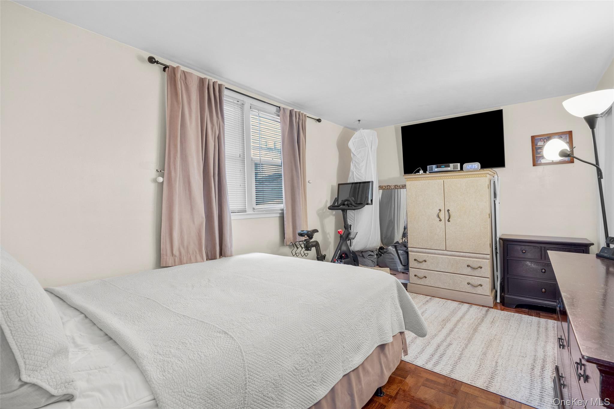 66 Harding Avenue, White Plains, NY 10606