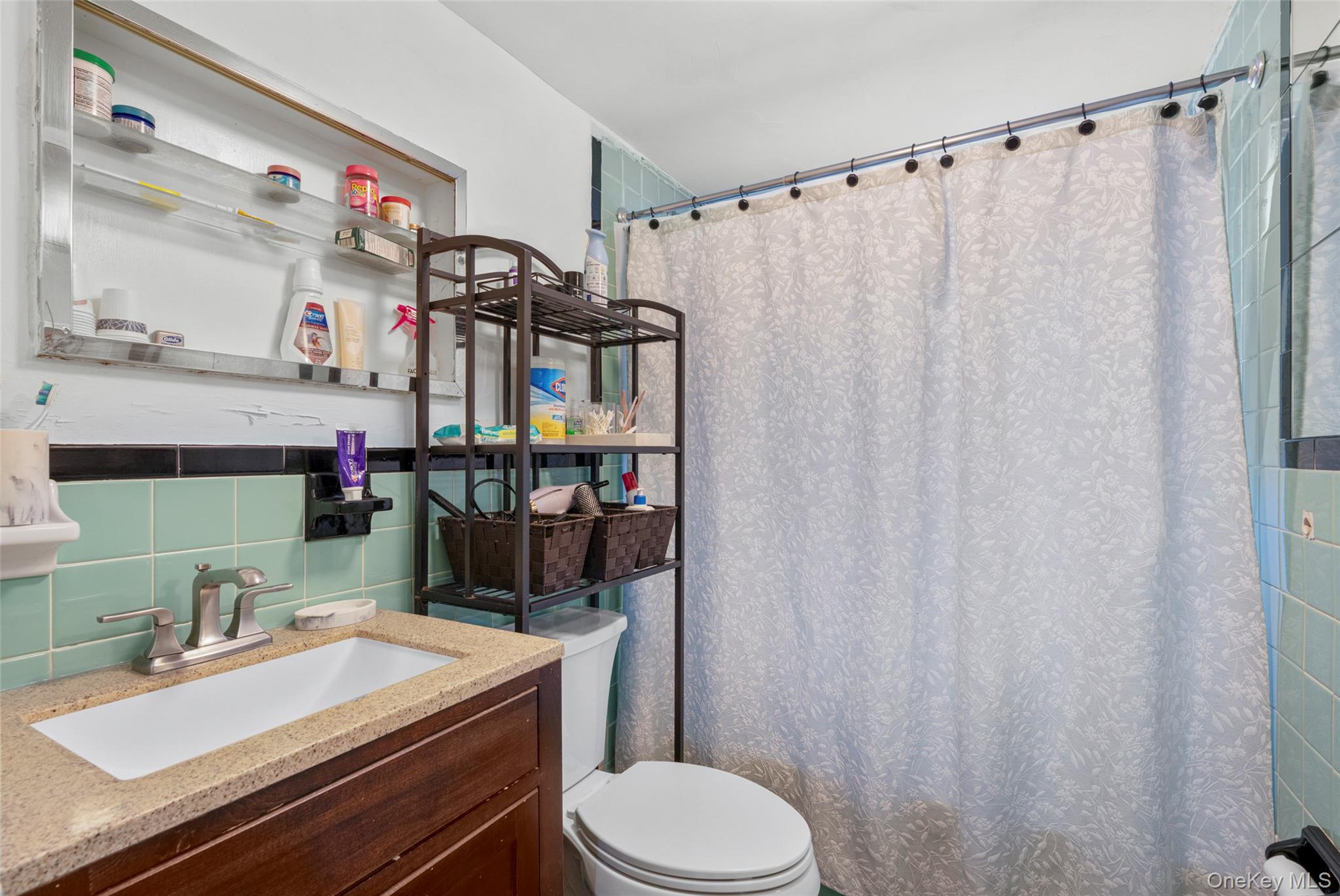 66 Harding Avenue, White Plains, NY 10606